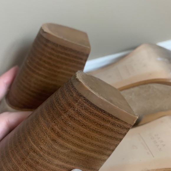 Zara Tan Booties with gold studs - Picture 5 of 5